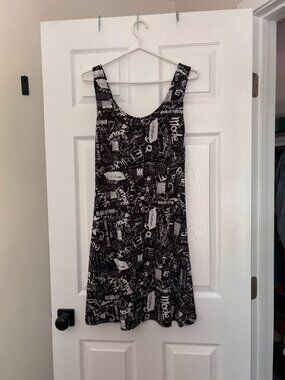 Black & White Graphic Print Skater Dress | Artsy Mini Dress | Stretchy (M/L)